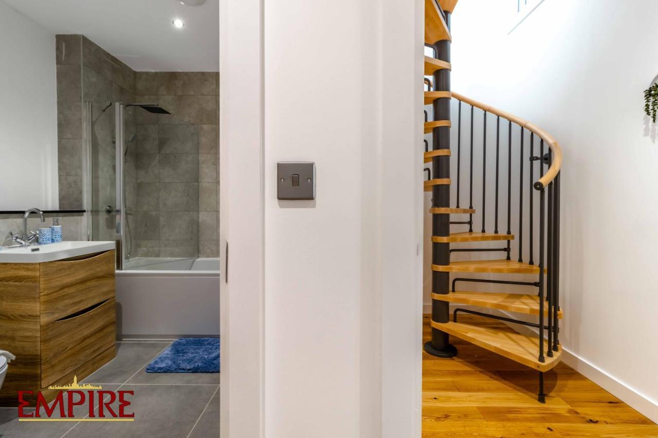 Stunning One Bedroom Duplex Apartment In Heart Of Jewellery Quarter Birmingham Esterno foto
